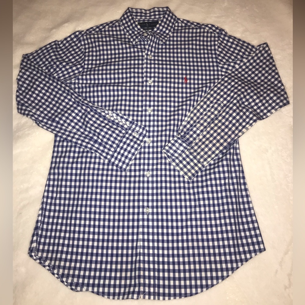 Ralph Lauren button down long sleeve shirt. Sz M